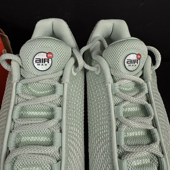 Nike Air Max DN Seafoam Metallic Silver Green Sneaker HJ9636-001 Women Size 6.5 - Picture 7 of 13